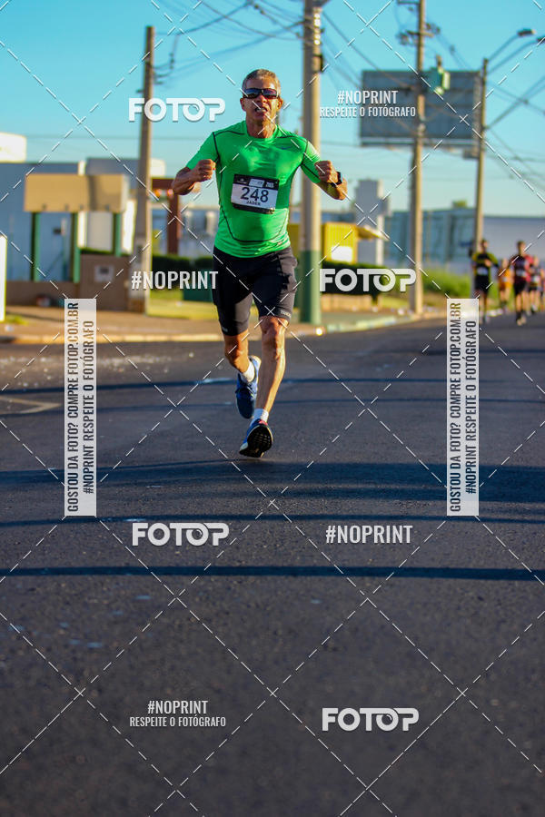 Buy your photos of the eventSANTANDER TRACK&FIELD RUN SERIES Iguatemi So Jos do Rio Preto II on Fotop