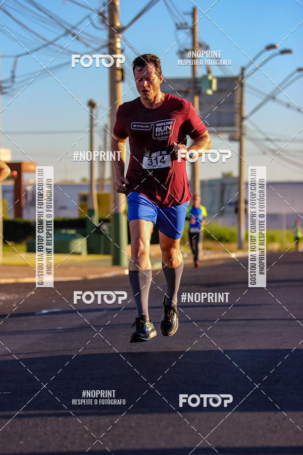 Buy your photos of the eventSANTANDER TRACK&FIELD RUN SERIES Iguatemi So Jos do Rio Preto II on Fotop