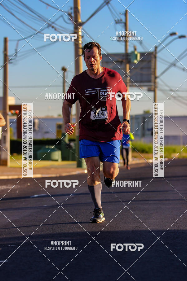 Buy your photos of the eventSANTANDER TRACK&FIELD RUN SERIES Iguatemi So Jos do Rio Preto II on Fotop
