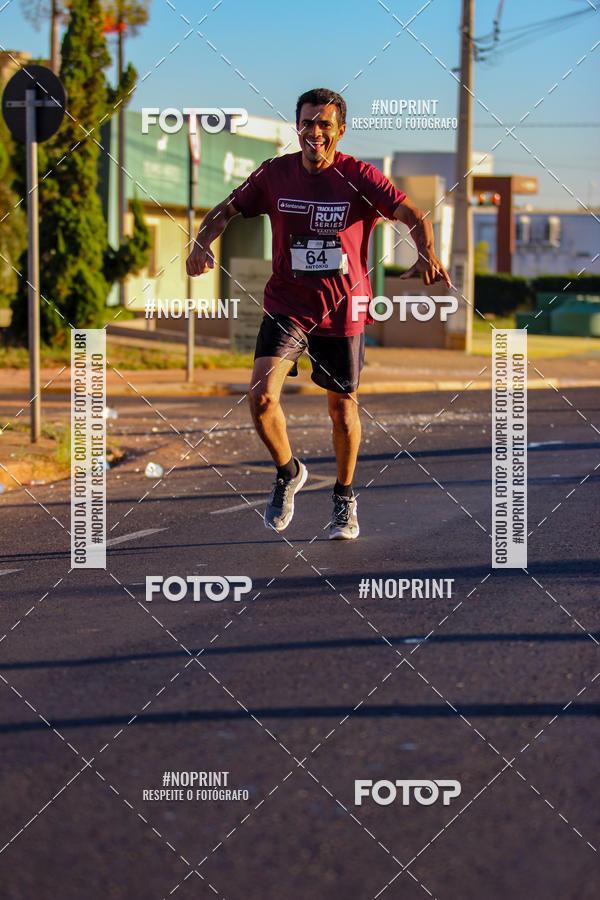 Buy your photos of the eventSANTANDER TRACK&FIELD RUN SERIES Iguatemi So Jos do Rio Preto II on Fotop