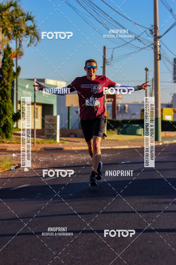 Buy your photos of the eventSANTANDER TRACK&FIELD RUN SERIES Iguatemi So Jos do Rio Preto II on Fotop