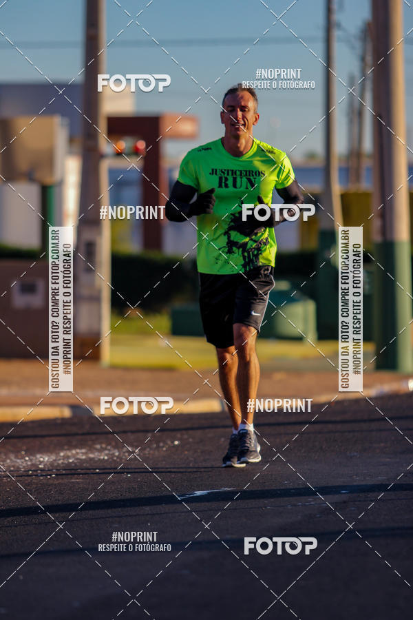 Buy your photos of the eventSANTANDER TRACK&FIELD RUN SERIES Iguatemi So Jos do Rio Preto II on Fotop