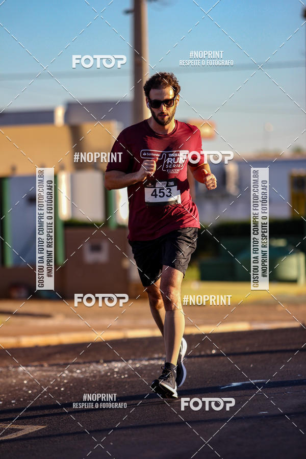 Buy your photos of the eventSANTANDER TRACK&FIELD RUN SERIES Iguatemi So Jos do Rio Preto II on Fotop