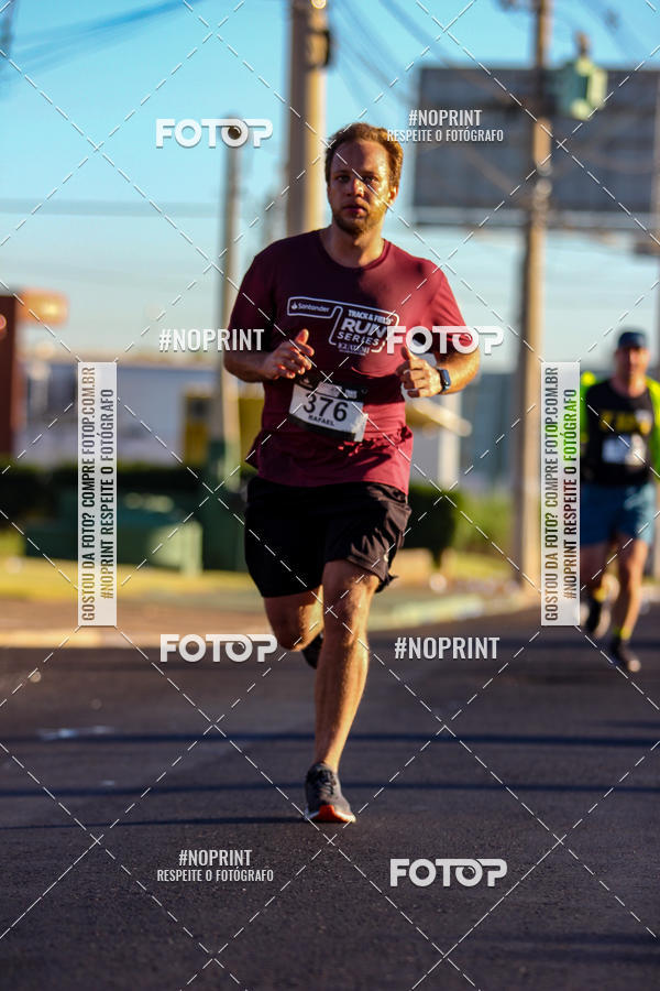 Buy your photos of the eventSANTANDER TRACK&FIELD RUN SERIES Iguatemi So Jos do Rio Preto II on Fotop