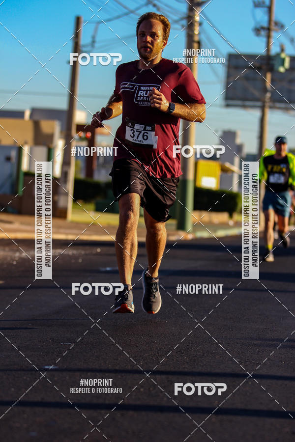 Buy your photos of the eventSANTANDER TRACK&FIELD RUN SERIES Iguatemi So Jos do Rio Preto II on Fotop