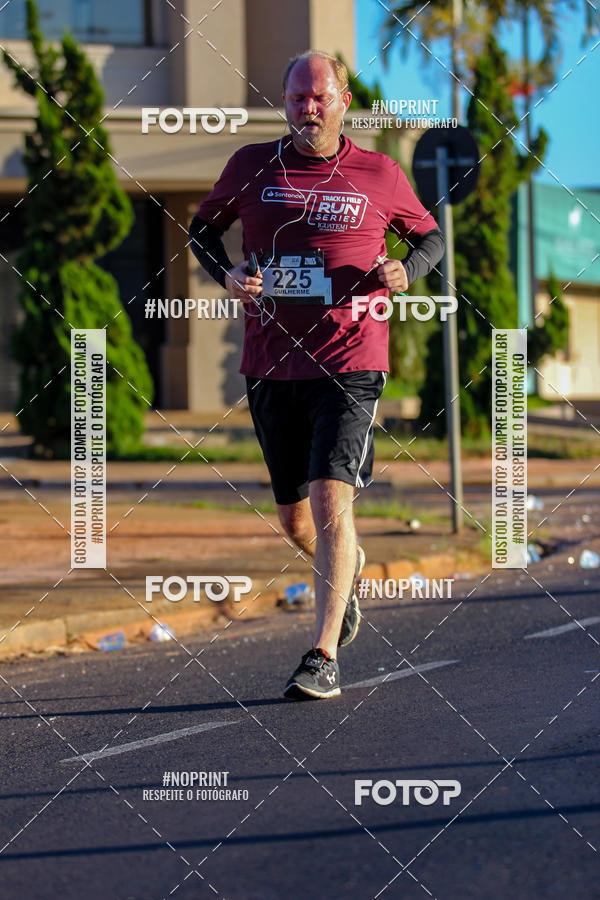 Buy your photos of the eventSANTANDER TRACK&FIELD RUN SERIES Iguatemi So Jos do Rio Preto II on Fotop