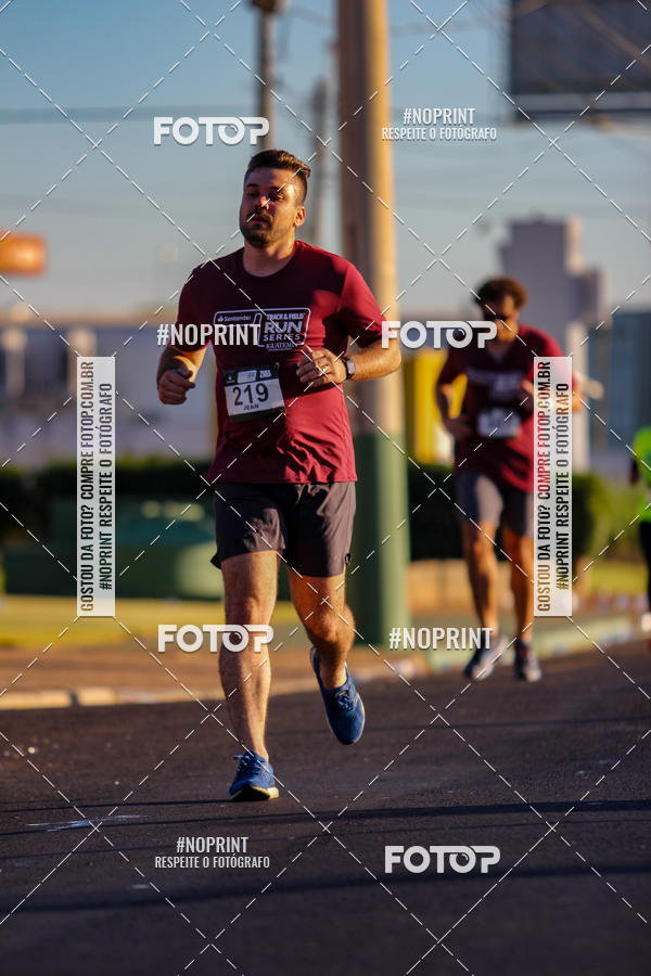 Buy your photos of the eventSANTANDER TRACK&FIELD RUN SERIES Iguatemi So Jos do Rio Preto II on Fotop