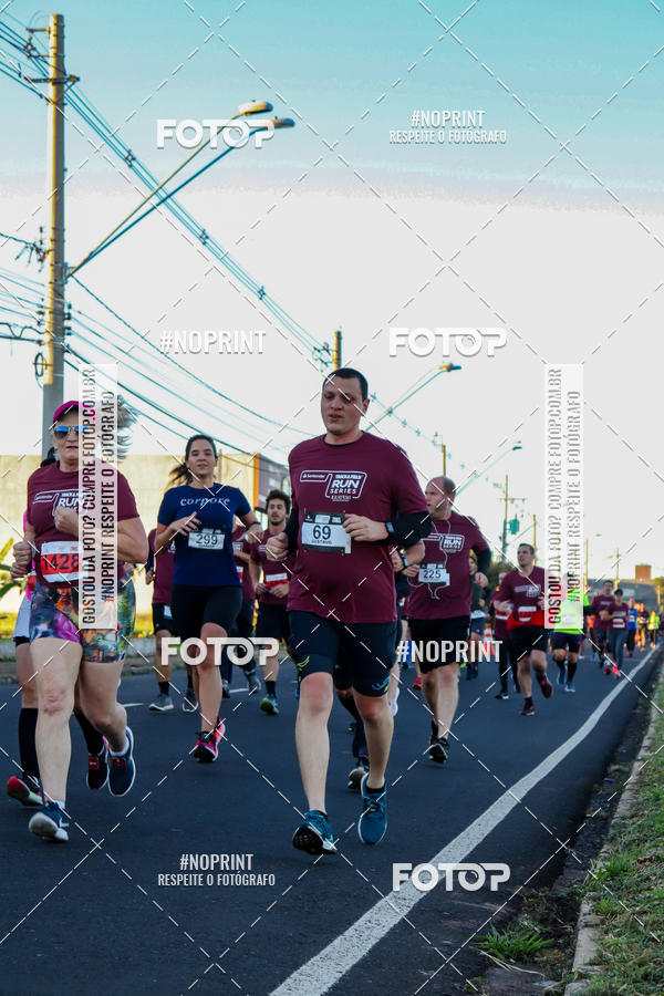 Buy your photos of the eventSANTANDER TRACK&FIELD RUN SERIES Iguatemi So Jos do Rio Preto II on Fotop