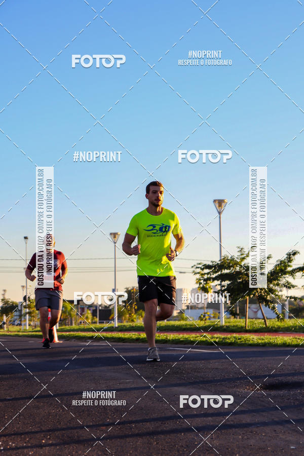 Buy your photos of the eventSANTANDER TRACK&FIELD RUN SERIES Iguatemi So Jos do Rio Preto II on Fotop