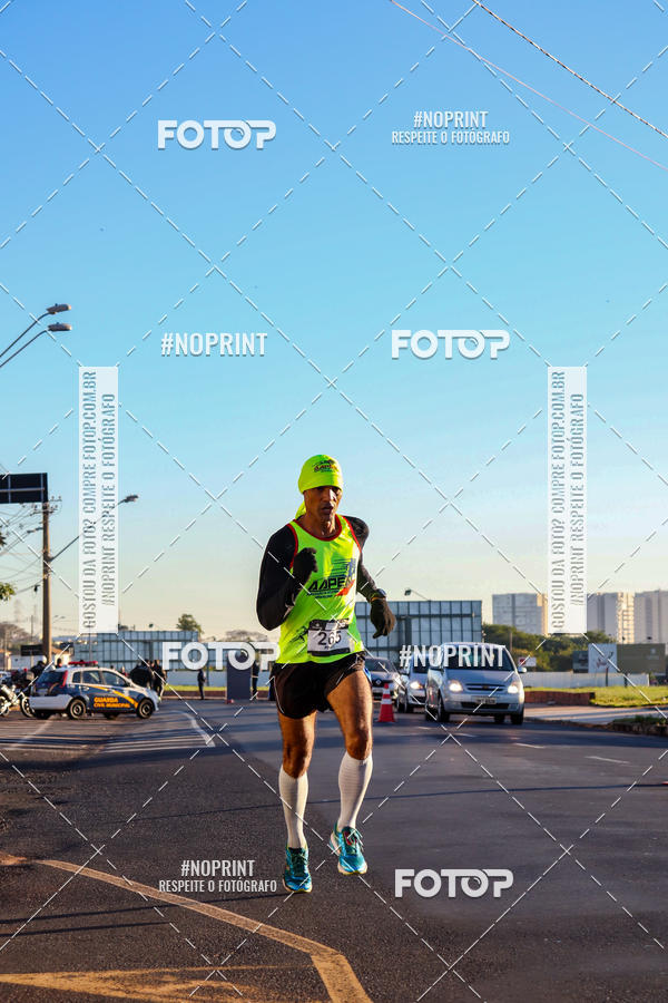 Buy your photos of the eventSANTANDER TRACK&FIELD RUN SERIES Iguatemi So Jos do Rio Preto II on Fotop