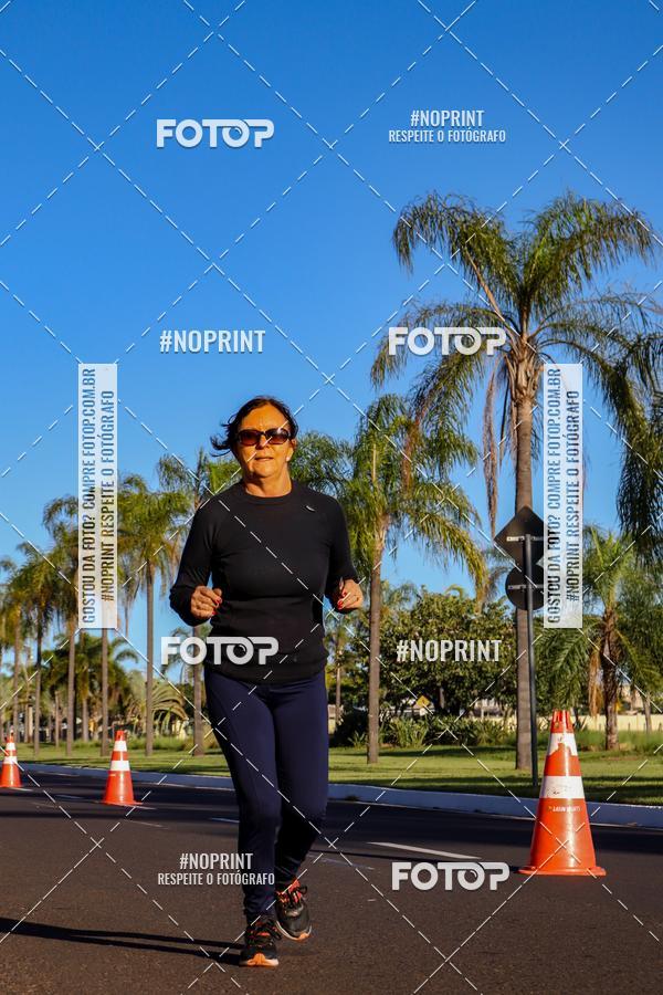 Buy your photos of the eventSANTANDER TRACK&FIELD RUN SERIES Iguatemi So Jos do Rio Preto II on Fotop