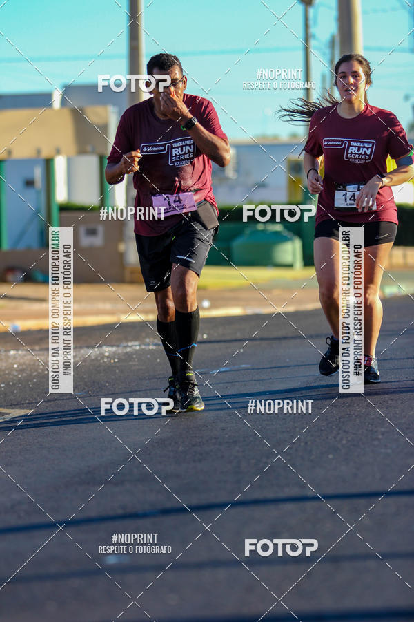 Achetez vos photos de l'vnementSANTANDER TRACK&FIELD RUN SERIES Iguatemi So Jos do Rio Preto II sur Fotop