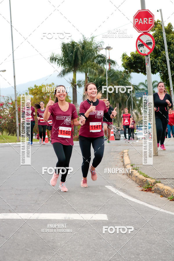 Achetez vos photos de l'vnementSANTANDER TRACK&FIELD RUN SERIES Mogi Shopping sur Fotop