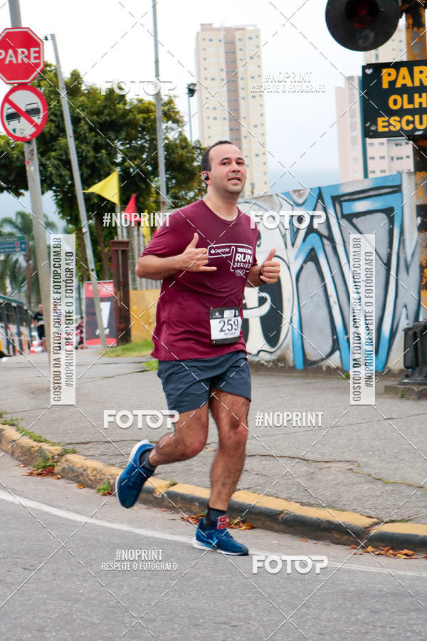 Buy your photos of the eventSANTANDER TRACK&FIELD RUN SERIES Mogi Shopping on Fotop