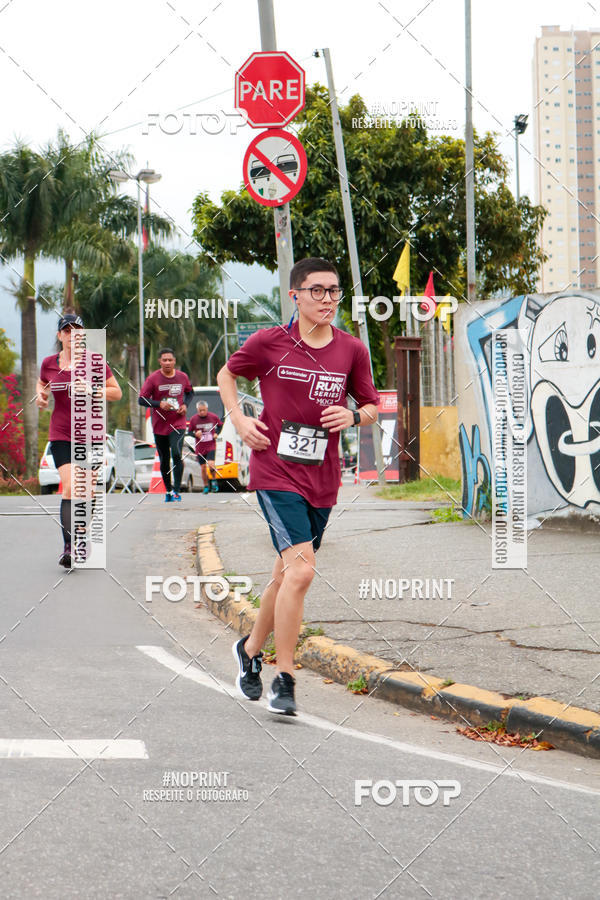 Buy your photos of the eventSANTANDER TRACK&FIELD RUN SERIES Mogi Shopping on Fotop