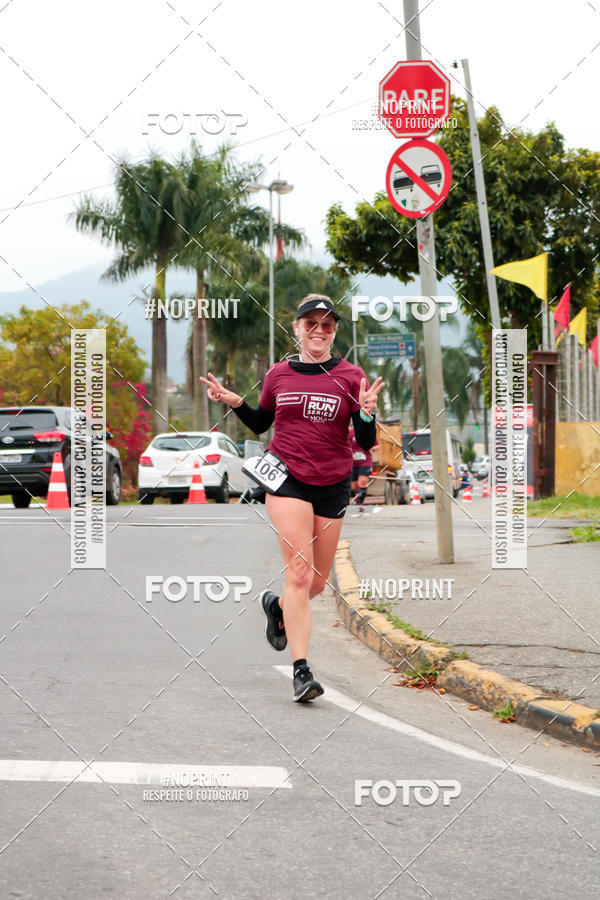 Buy your photos of the eventSANTANDER TRACK&FIELD RUN SERIES Mogi Shopping on Fotop