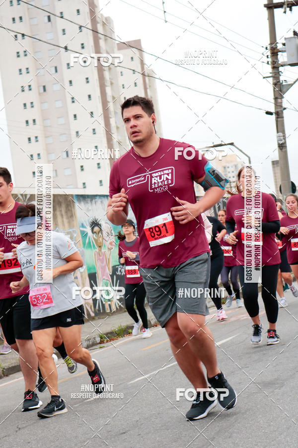 Buy your photos of the eventSANTANDER TRACK&FIELD RUN SERIES Mogi Shopping on Fotop