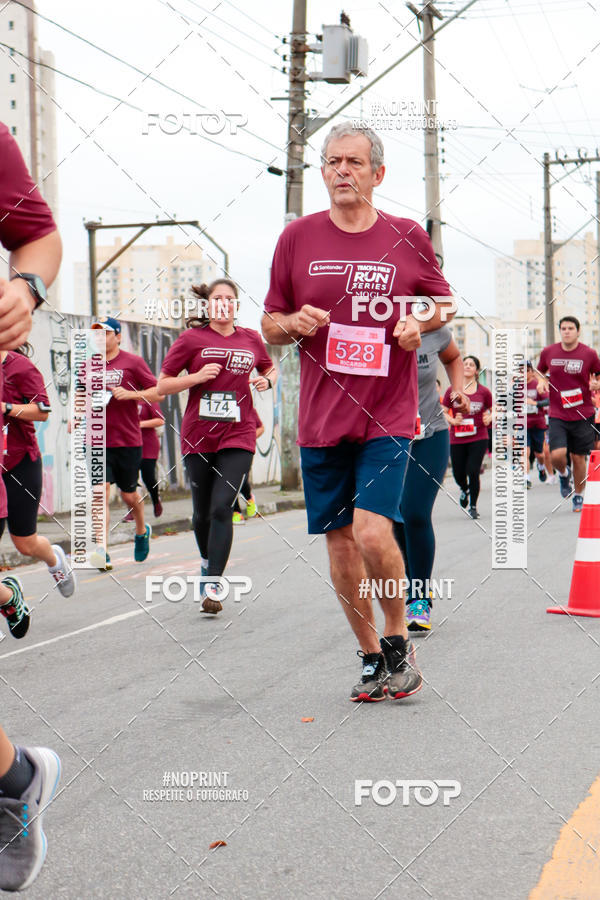 Buy your photos of the eventSANTANDER TRACK&FIELD RUN SERIES Mogi Shopping on Fotop