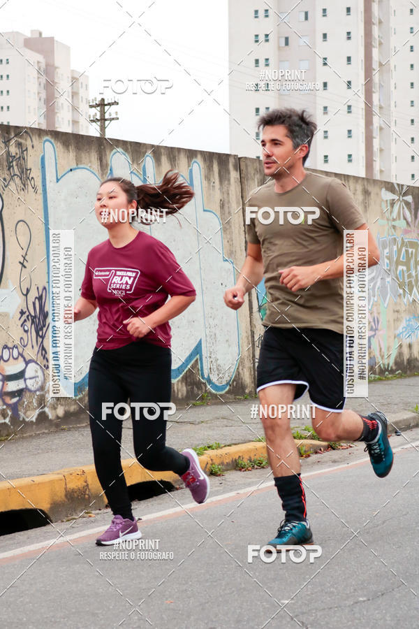 Buy your photos of the eventSANTANDER TRACK&FIELD RUN SERIES Mogi Shopping on Fotop