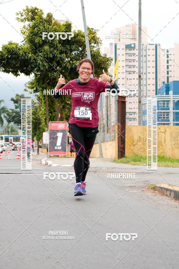 Buy your photos of the eventSANTANDER TRACK&FIELD RUN SERIES Mogi Shopping on Fotop