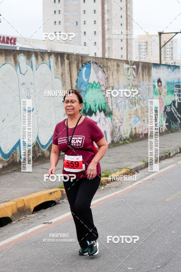 Buy your photos of the eventSANTANDER TRACK&FIELD RUN SERIES Mogi Shopping on Fotop