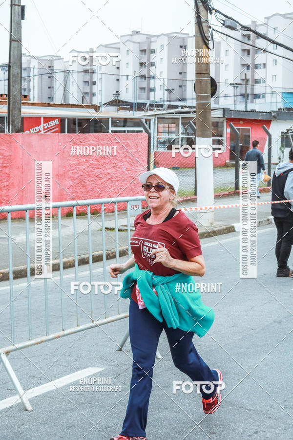 Buy your photos of the eventSANTANDER TRACK&FIELD RUN SERIES Mogi Shopping on Fotop