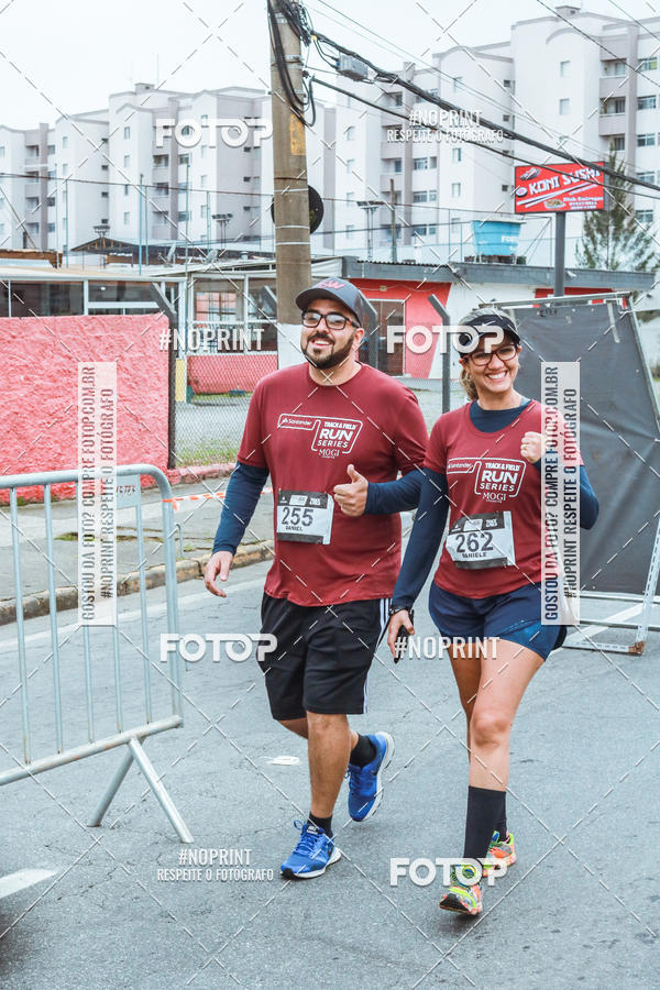 Buy your photos of the eventSANTANDER TRACK&FIELD RUN SERIES Mogi Shopping on Fotop