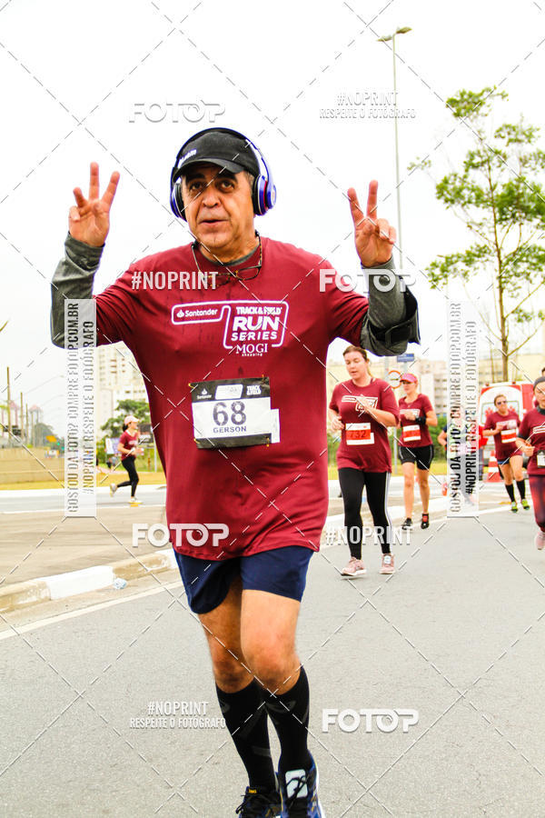 Buy your photos of the eventSANTANDER TRACK&FIELD RUN SERIES Mogi Shopping on Fotop