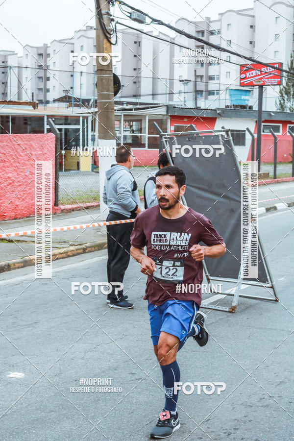 Buy your photos of the eventSANTANDER TRACK&FIELD RUN SERIES Mogi Shopping on Fotop