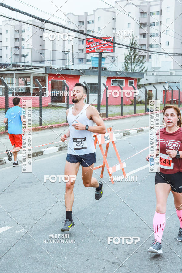 Buy your photos of the eventSANTANDER TRACK&FIELD RUN SERIES Mogi Shopping on Fotop