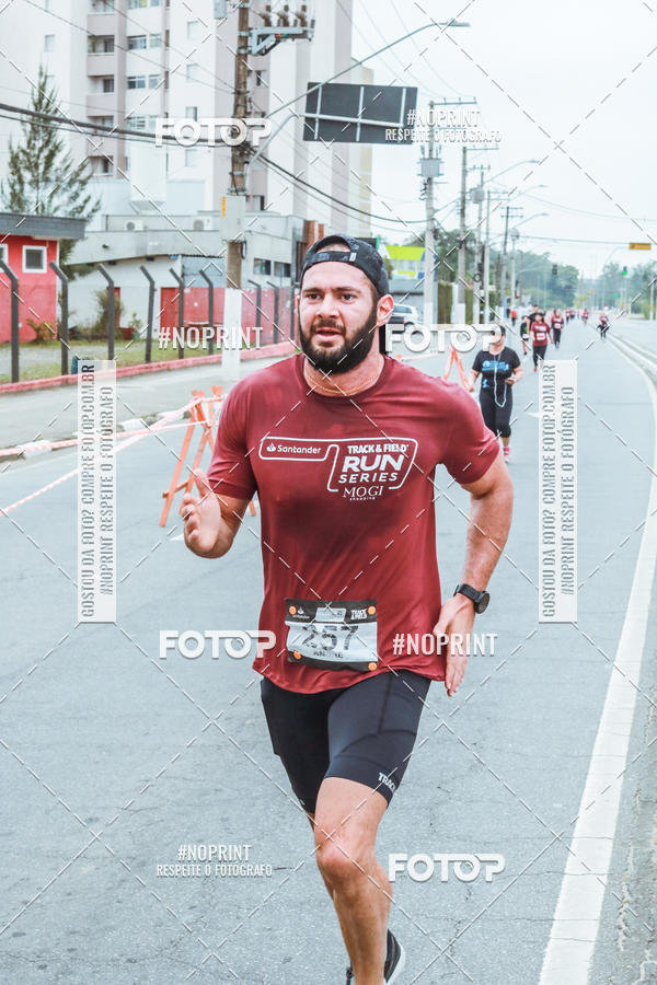 Buy your photos of the eventSANTANDER TRACK&FIELD RUN SERIES Mogi Shopping on Fotop
