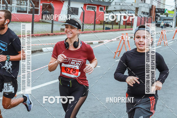 Buy your photos of the eventSANTANDER TRACK&FIELD RUN SERIES Mogi Shopping on Fotop
