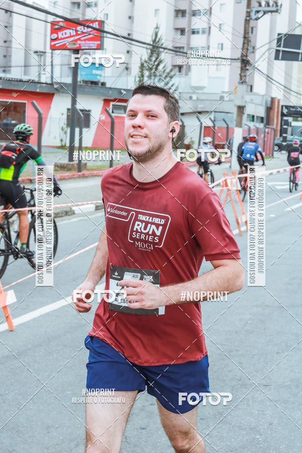 Compra tus fotos del eventoSANTANDER TRACK&FIELD RUN SERIES Mogi Shopping En Fotop