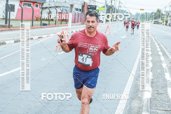 Buy your photos of the eventSANTANDER TRACK&FIELD RUN SERIES Mogi Shopping on Fotop