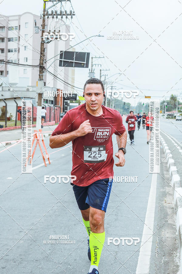 Buy your photos of the eventSANTANDER TRACK&FIELD RUN SERIES Mogi Shopping on Fotop