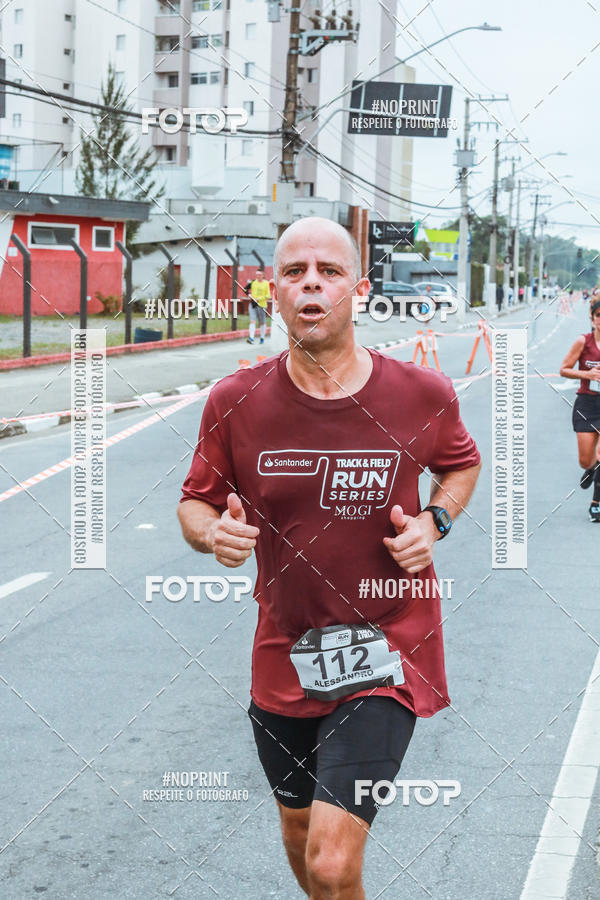 Buy your photos of the eventSANTANDER TRACK&FIELD RUN SERIES Mogi Shopping on Fotop