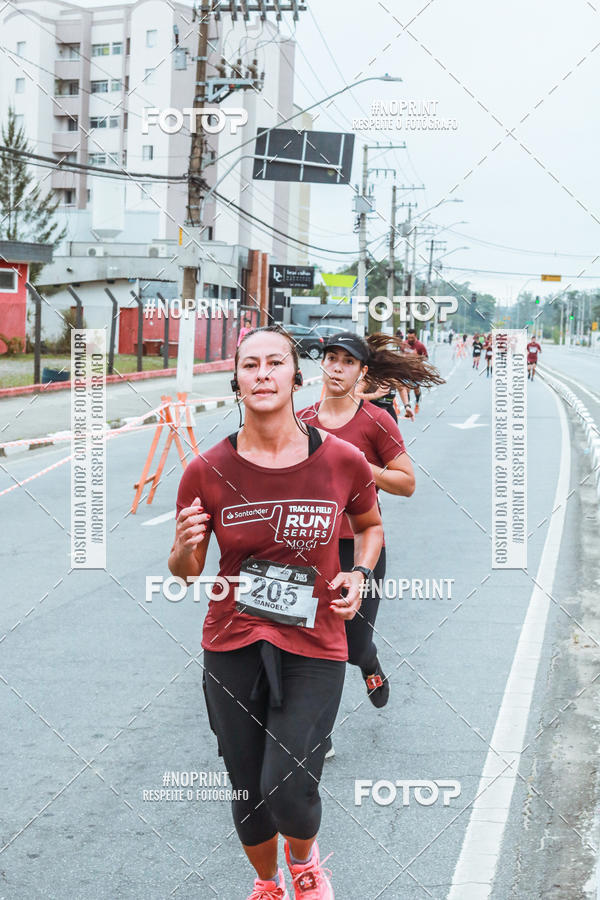 Buy your photos of the eventSANTANDER TRACK&FIELD RUN SERIES Mogi Shopping on Fotop