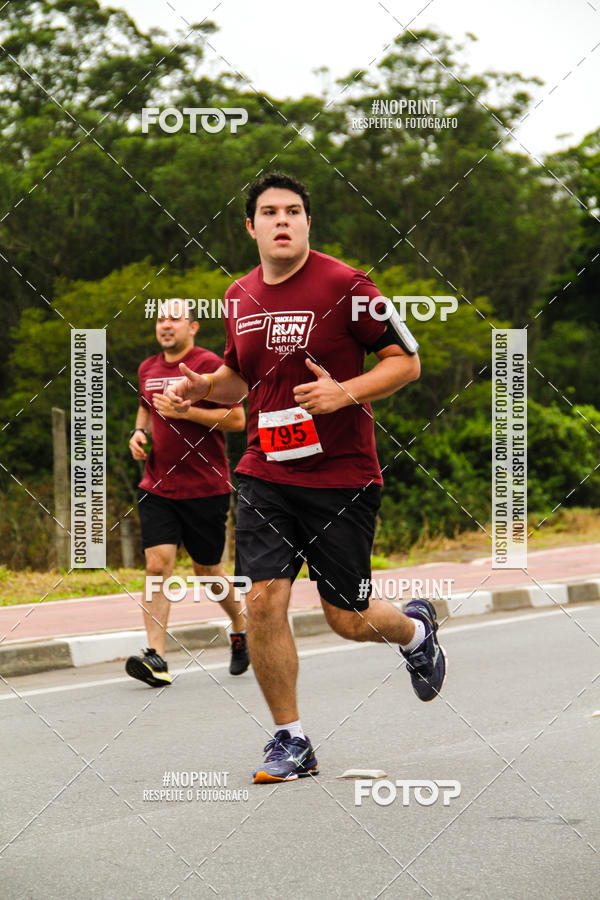 Buy your photos of the eventSANTANDER TRACK&FIELD RUN SERIES Mogi Shopping on Fotop
