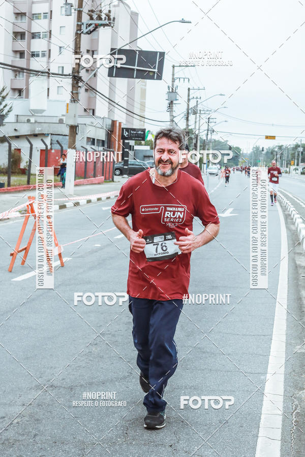 Buy your photos of the eventSANTANDER TRACK&FIELD RUN SERIES Mogi Shopping on Fotop