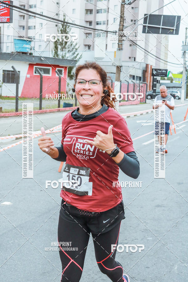Buy your photos of the eventSANTANDER TRACK&FIELD RUN SERIES Mogi Shopping on Fotop