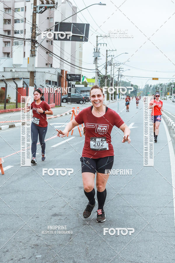 Buy your photos of the eventSANTANDER TRACK&FIELD RUN SERIES Mogi Shopping on Fotop
