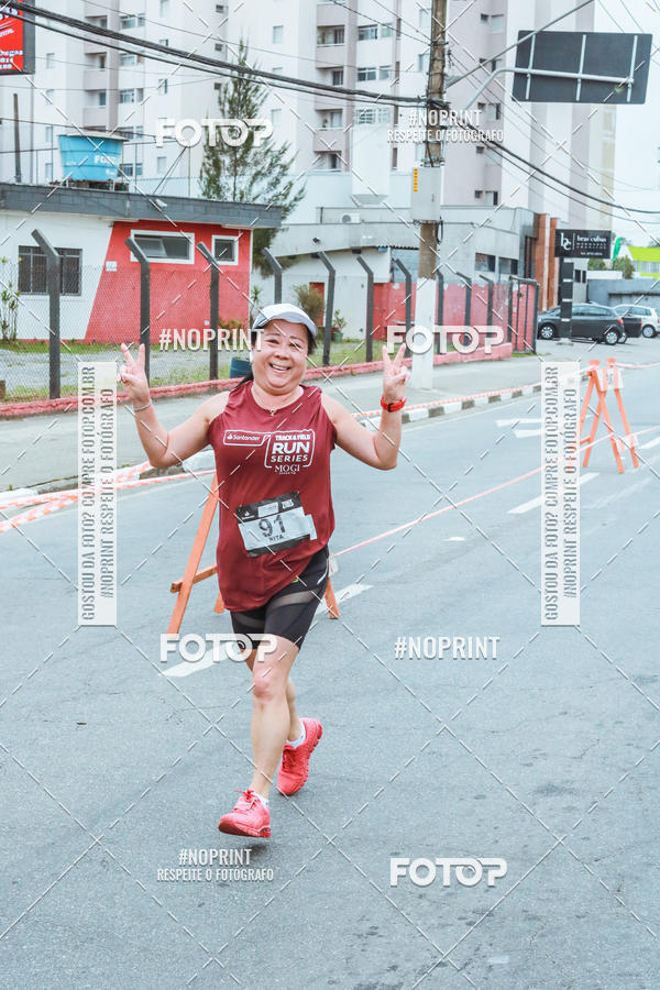 Buy your photos of the eventSANTANDER TRACK&FIELD RUN SERIES Mogi Shopping on Fotop