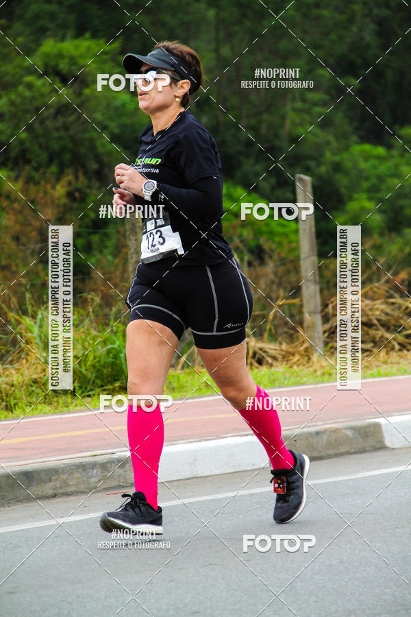 Buy your photos of the eventSANTANDER TRACK&FIELD RUN SERIES Mogi Shopping on Fotop
