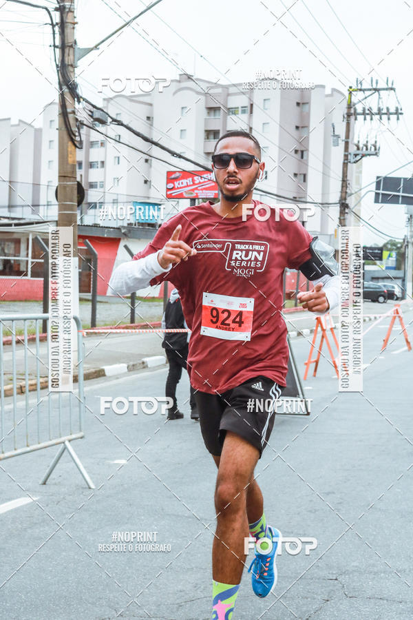 Buy your photos of the eventSANTANDER TRACK&FIELD RUN SERIES Mogi Shopping on Fotop