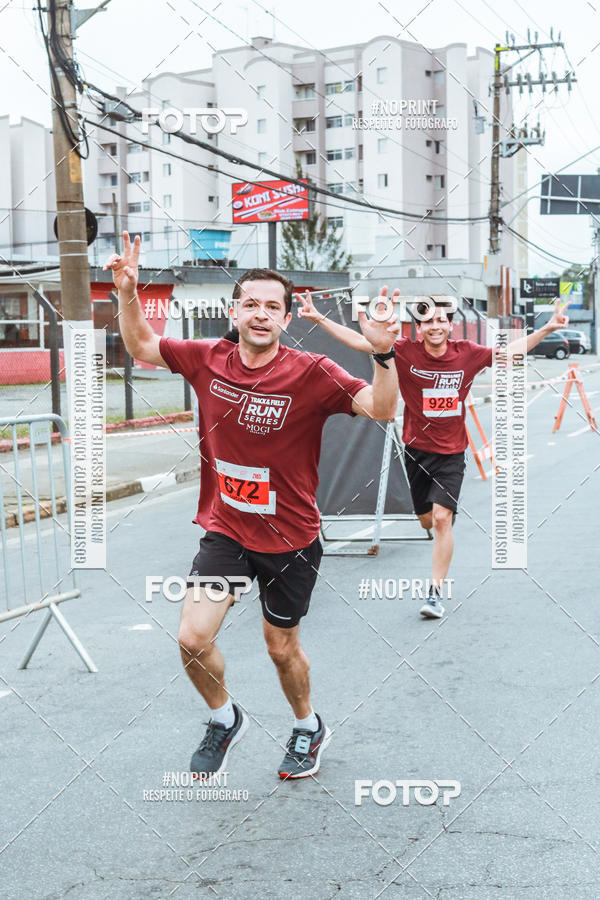 Buy your photos of the eventSANTANDER TRACK&FIELD RUN SERIES Mogi Shopping on Fotop