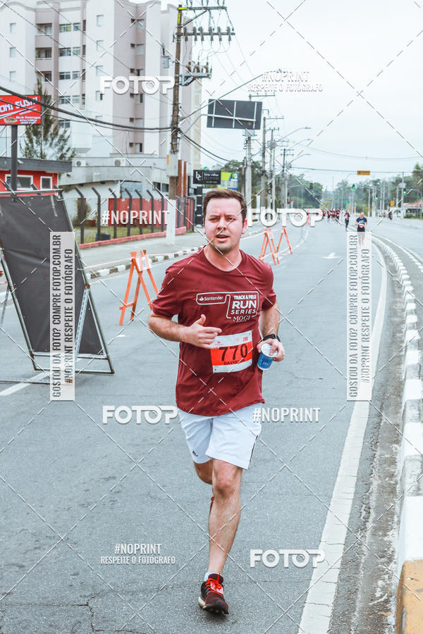 Buy your photos of the eventSANTANDER TRACK&FIELD RUN SERIES Mogi Shopping on Fotop