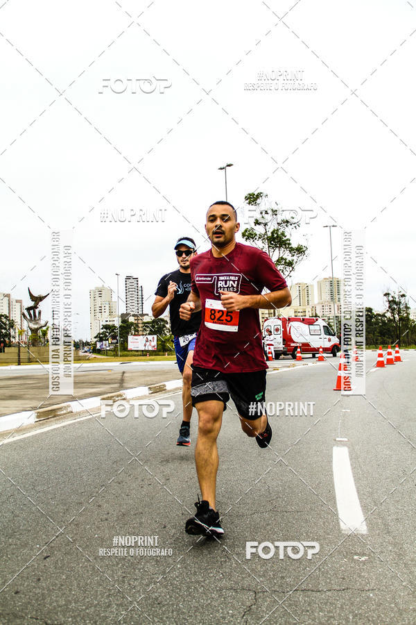 Buy your photos of the eventSANTANDER TRACK&FIELD RUN SERIES Mogi Shopping on Fotop