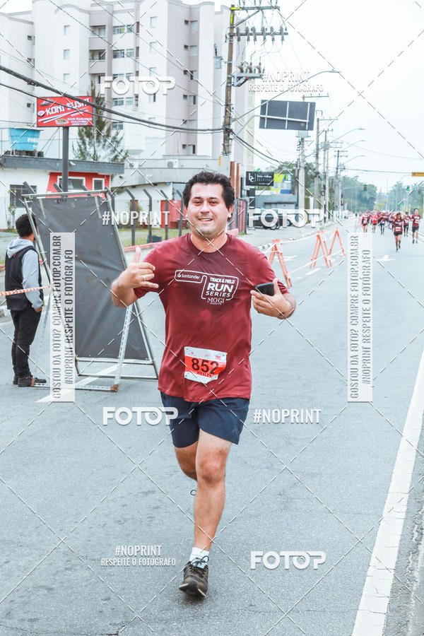 Buy your photos of the eventSANTANDER TRACK&FIELD RUN SERIES Mogi Shopping on Fotop