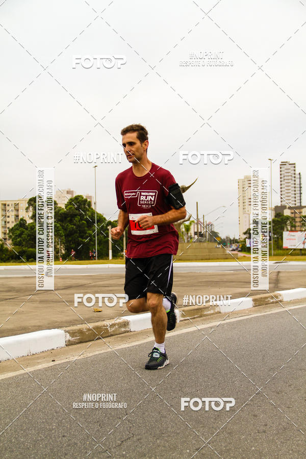 Achetez vos photos de l'vnementSANTANDER TRACK&FIELD RUN SERIES Mogi Shopping sur Fotop