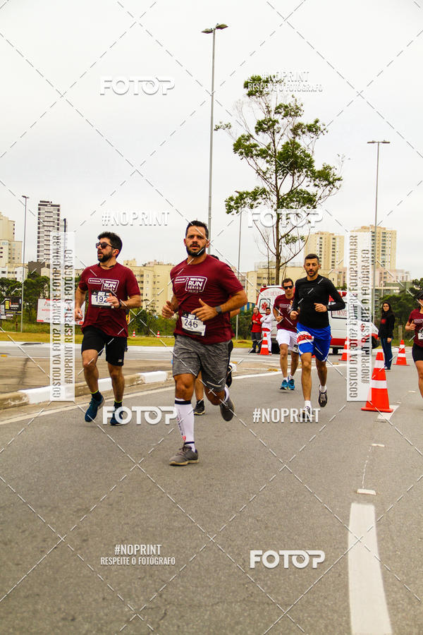 Achetez vos photos de l'vnementSANTANDER TRACK&FIELD RUN SERIES Mogi Shopping sur Fotop